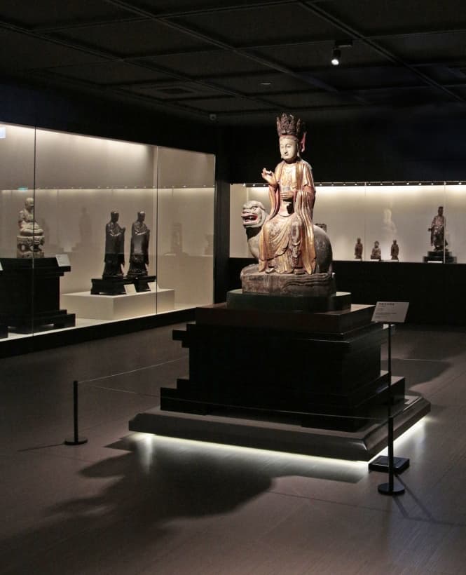 Wood Sculpture Gallery-Buddhist Sculpture: 13th to 17th Century